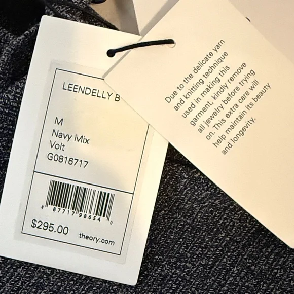Theory Women's Navy Mic Cowl Neck/turtleneck Sweater NWT size M “leendelly b”